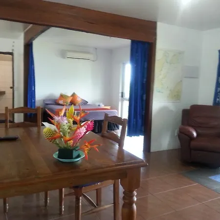 Gecko Lodge Fiji Savusavu Exterior photo